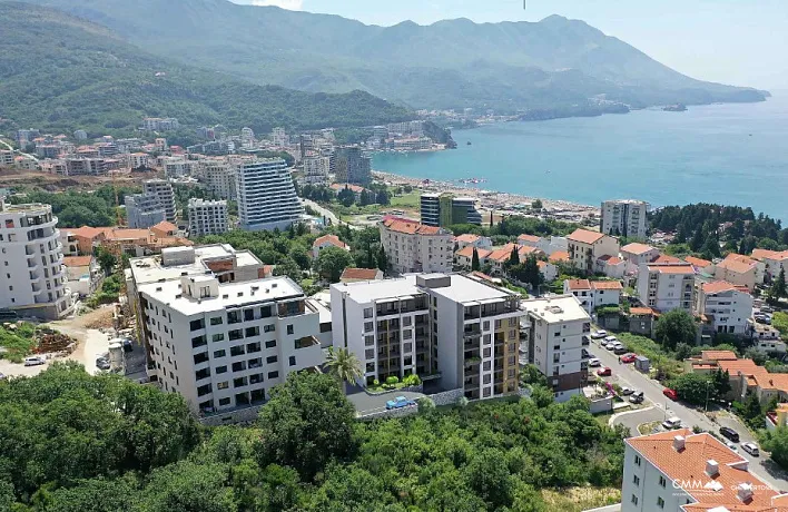 New Exclusive Complex with Sea View in Becici